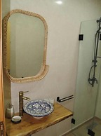 Dar Makai Surf Hotel