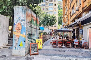Plaza Copacabana - Conforto e Praia.