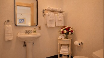 Tomales Hotel