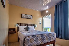 Majestic Heights Bed & Breakfast