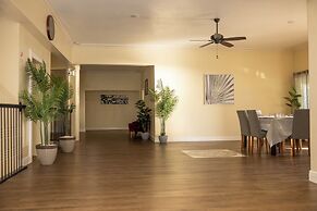 Majestic Heights Bed & Breakfast