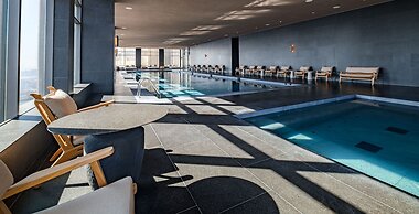 Luxury Studio - Revolution Monument View - Pool
