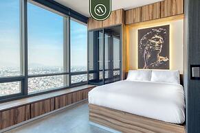 Luxury Studio - Pool - Revolution Monument View