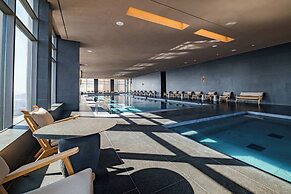 Luxury Studio - Revolution Monument View - Gym