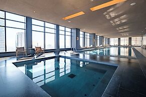 Luxury Studio - Revolution Monument View - Gym