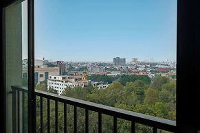 Stunning 1 BR Condo - Alameda Central - Downtown