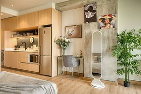 Stunning 1 BR Condo - Alameda Central - Downtown