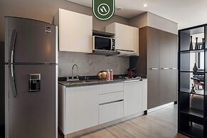 Studio With Amazing View - Great Location - Pool