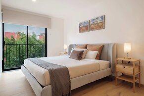 Luxury 2 BR Condo in Condesa
