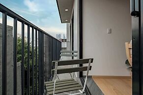 Luxury 2 BR Condo in Condesa