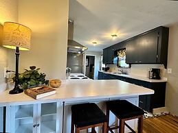 Seattle's Starlight Bungalow