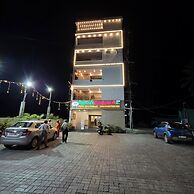 Hotel Raja Grand