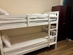 Larches Lane Retreat - Sleeps 5 - Wolverhampton