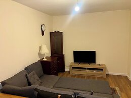 Larches Lane Retreat - Sleeps 5 - Wolverhampton