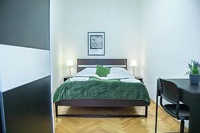 Modern 2BR City Apt Near Stadthalle