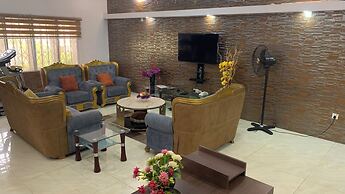 Rossy's Apartments Serviced Apts Abuja