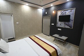 sandhya paying guest house