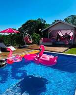 Pousada Pink Village