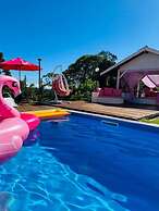 Pousada Pink Village