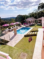 Pousada Pink Village