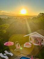 Pousada Pink Village