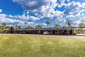 Benaraby Hilltop Motor Inn