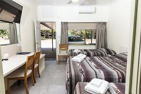 Benaraby Hilltop Motor Inn