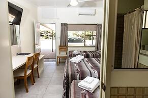 Benaraby Hilltop Motor Inn