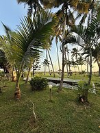 Maadathil cottages & Beach resort