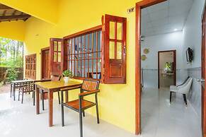 Green Bungalow Garden Resort