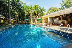 Green Bungalow Garden Resort