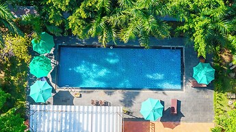 Green Bungalow Garden Resort