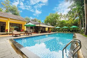 Green Bungalow Garden Resort