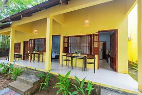 Green Bungalow Garden Resort