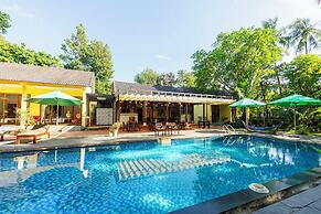 Green Bungalow Garden Resort