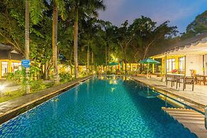 Green Bungalow Garden Resort