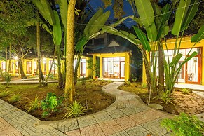 Green Bungalow Garden Resort