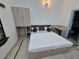 OnlyStay BeHappy Boutique House