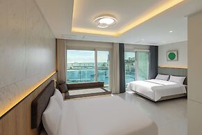 NewCZ Nampo Hotel