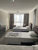 Grand Cennet Beach Hotel