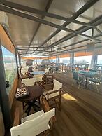 Grand Cennet Beach Hotel