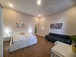 Smart Stay Near Stadthalle