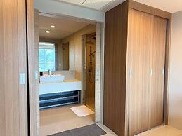2BR Apartment Pool Gym 1km to Karon Beach
