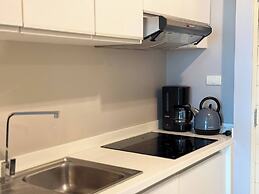 2BR Apartment Pool Gym 1km to Karon Beach