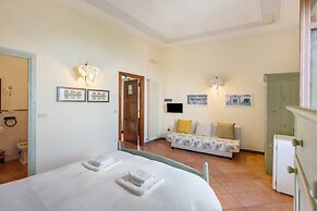 BARONE ANTONIO NEGRI FARMHOUSE