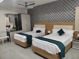 Hotel NVR Grand