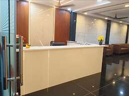 Hotel NVR Grand