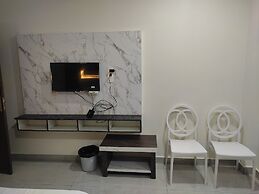 Hotel NVR Grand