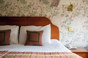 Open Arms Hotel