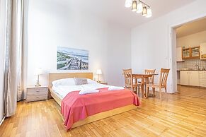 Affordable Apartment Near Stadthalle
